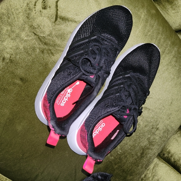 adidas Shoes - NWOT Womens sz 9.5 Adidas Ortho Cloud Float Tennis Shoes